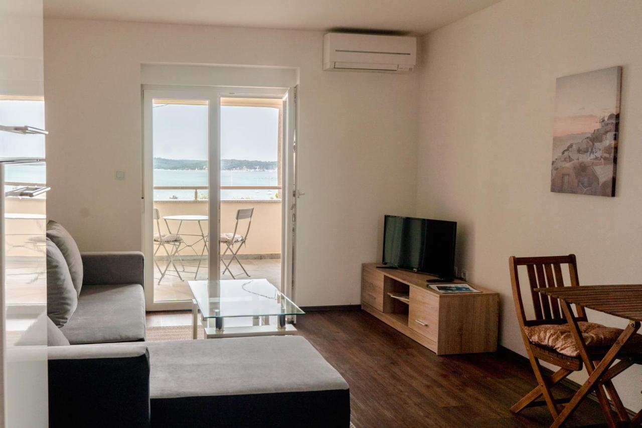 Villa Livi - Luxury Sea View Appartments Medulin Ngoại thất bức ảnh