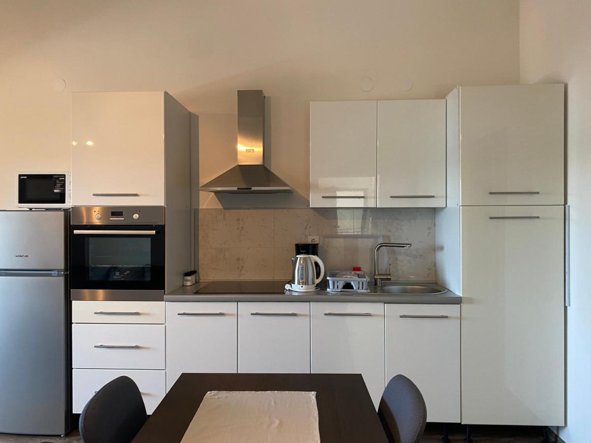Villa Livi - Luxury Sea View Appartments Medulin Ngoại thất bức ảnh