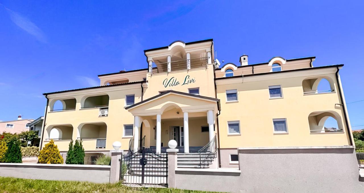 Villa Livi - Luxury Sea View Appartments Medulin Ngoại thất bức ảnh