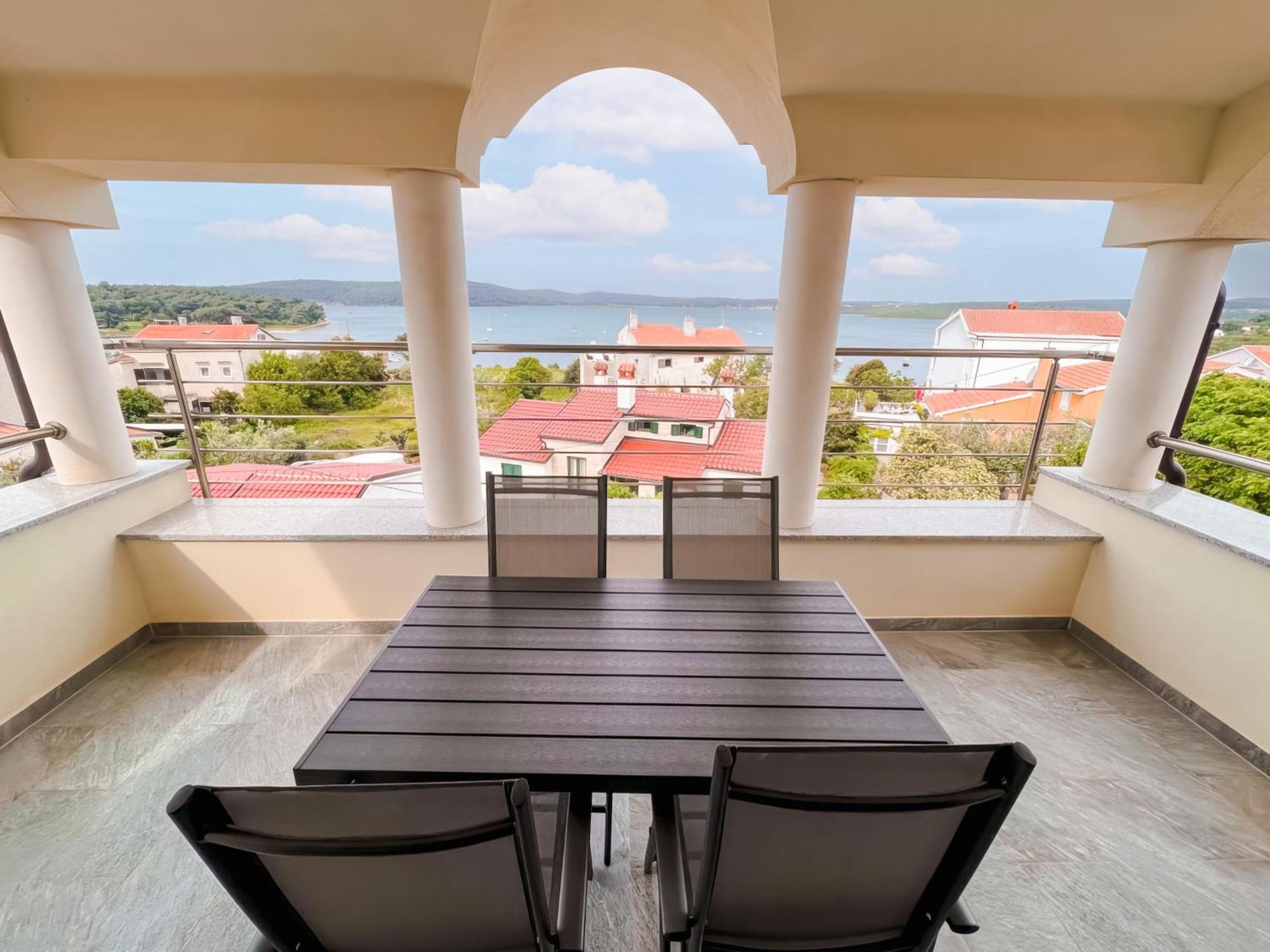 Villa Livi - Luxury Sea View Appartments Medulin Ngoại thất bức ảnh