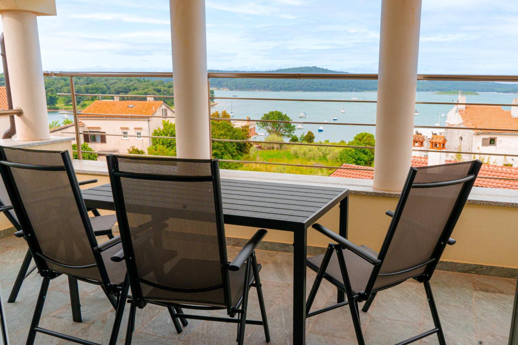 Villa Livi - Luxury Sea View Appartments Medulin Phòng bức ảnh